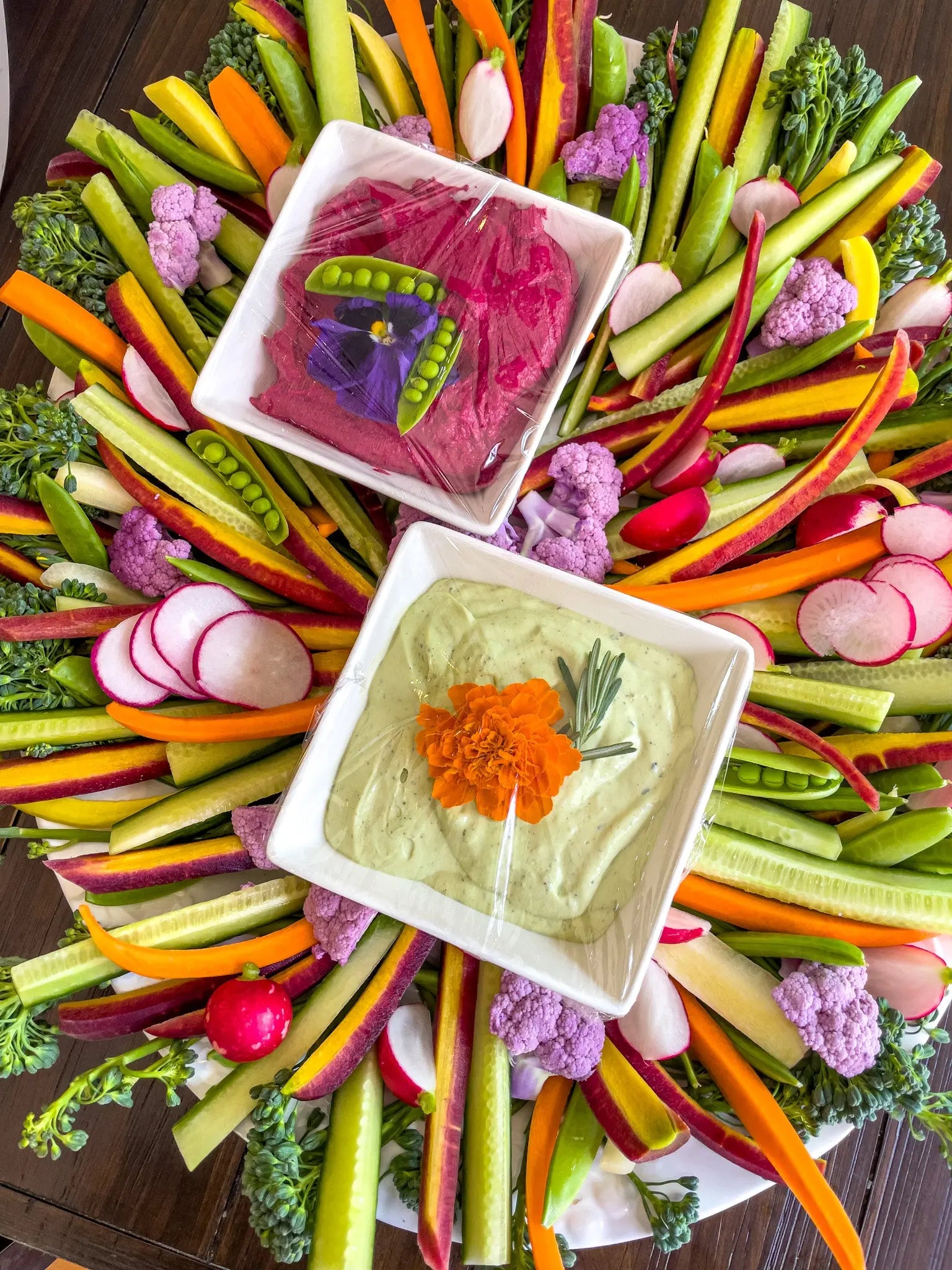 XXL Crudité Vegetable Platter: A Delicious Charcuterie Substitute