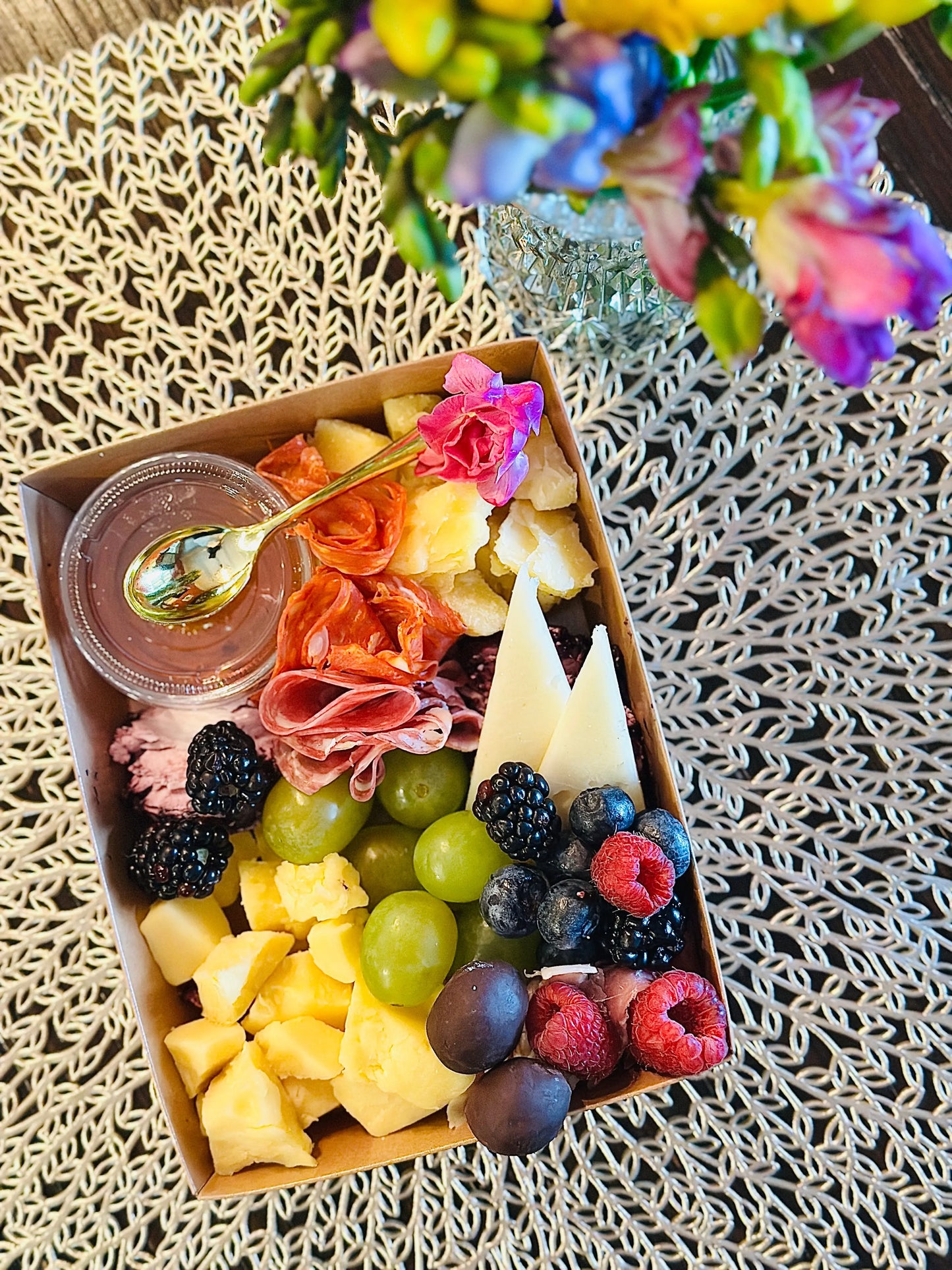 Tasting minis Yumms Charcuterie